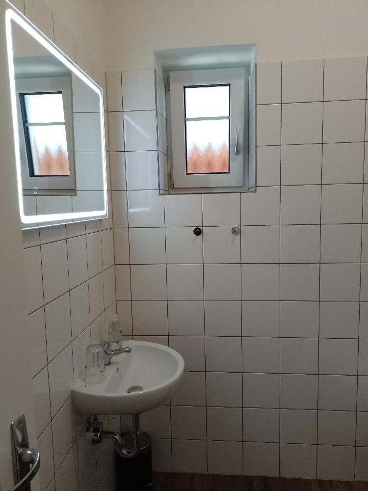 Králŭv Dvŭr Penzion Litohlavy 17 - Na Samote U Lesa חדר תמונה